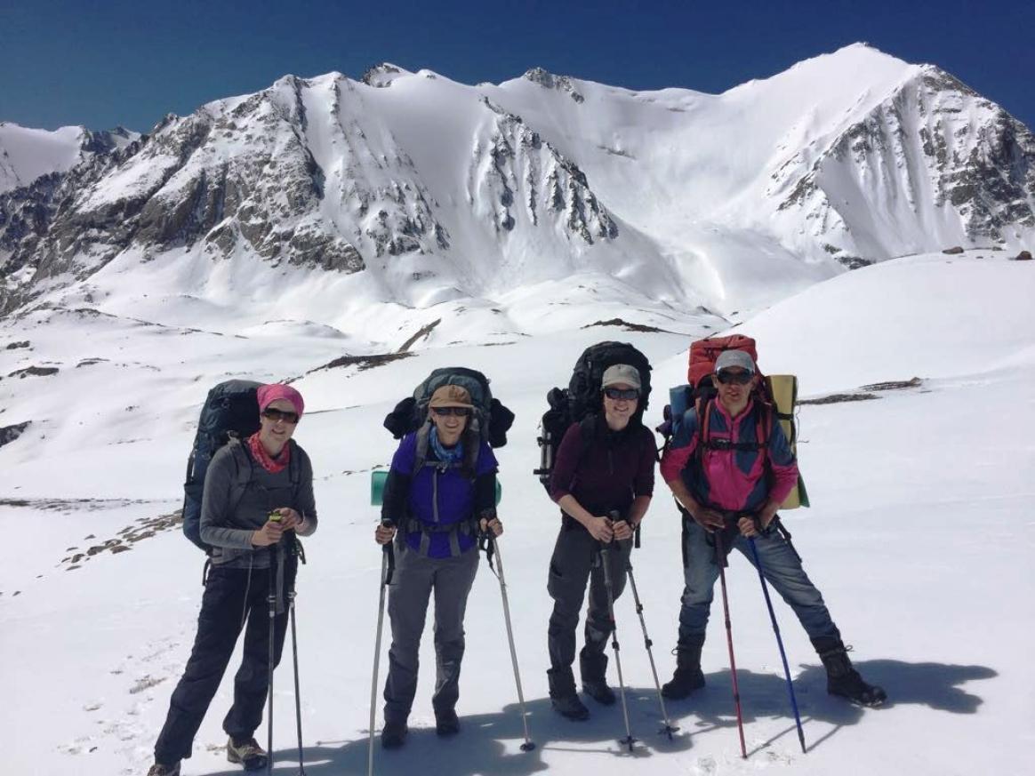 4. Alpinists on the way to the Lenin Peak.jpg