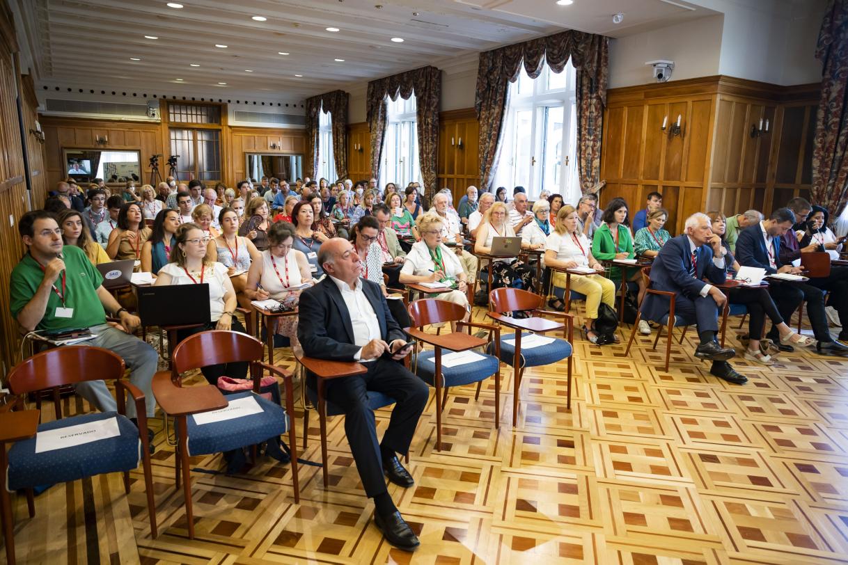 Keynote speakers: Catherine Belton (Journalist and author of “Putin’s People: How the KGB Took Back Russia and Then Took On the West”), Carmen Claudín (Senior Researcher, CIDOB, Barcelona) and Andrei Kolesnikov (Carnegie, Moscow). Moderator: José Ignacio Torreblanca (European Council on Foreign Relations)