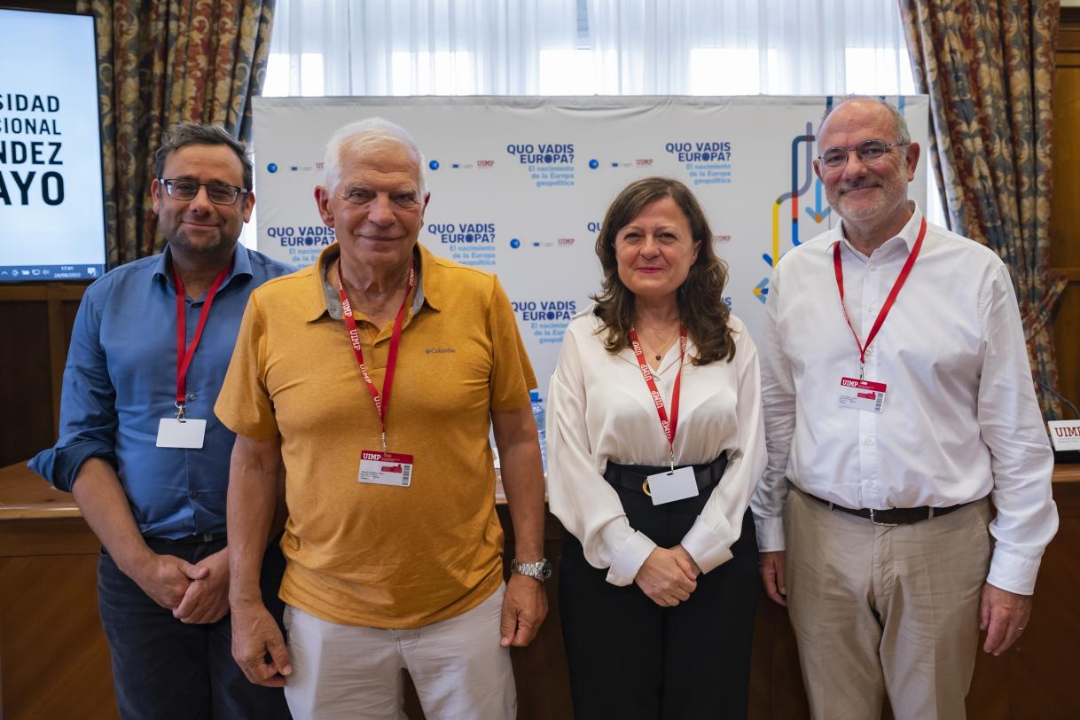 Roundtable:  Hans Kribbe (Political Consultant, Author of “The Strong Men”) and  Jaume Duch (Director General for Communication, European Parliament). Moderator: Catalina Guerrero (Head of EFE Press Bureau, Brussels)