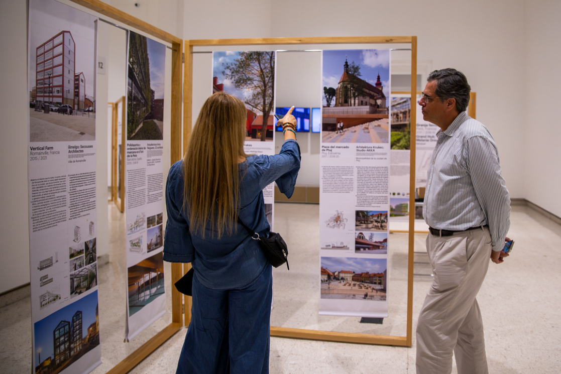 Man and woman visiting an exhibition