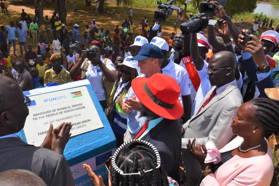 Handover stone - Nyamlel Bridge