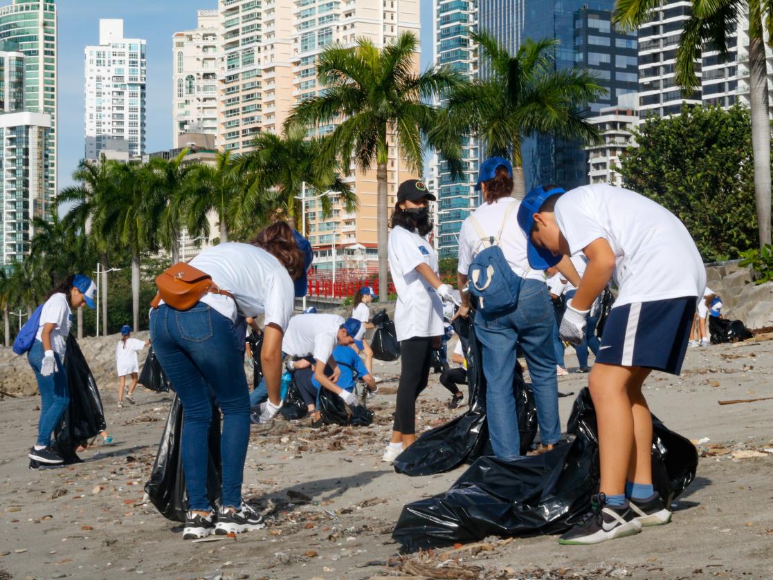 EU Beach Clean Up 2022