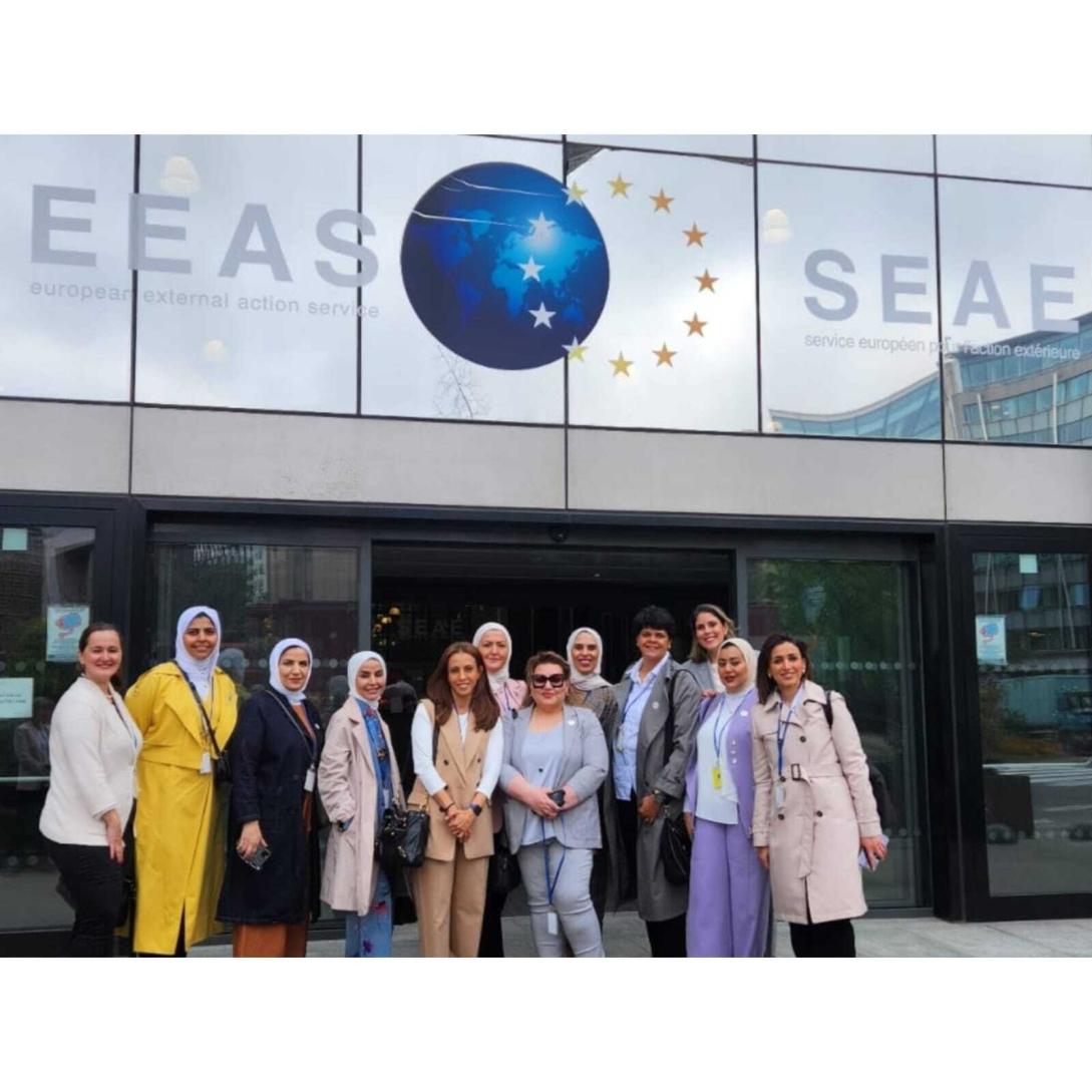 Kuwaiti-Women-at-the-EEAS.jpg