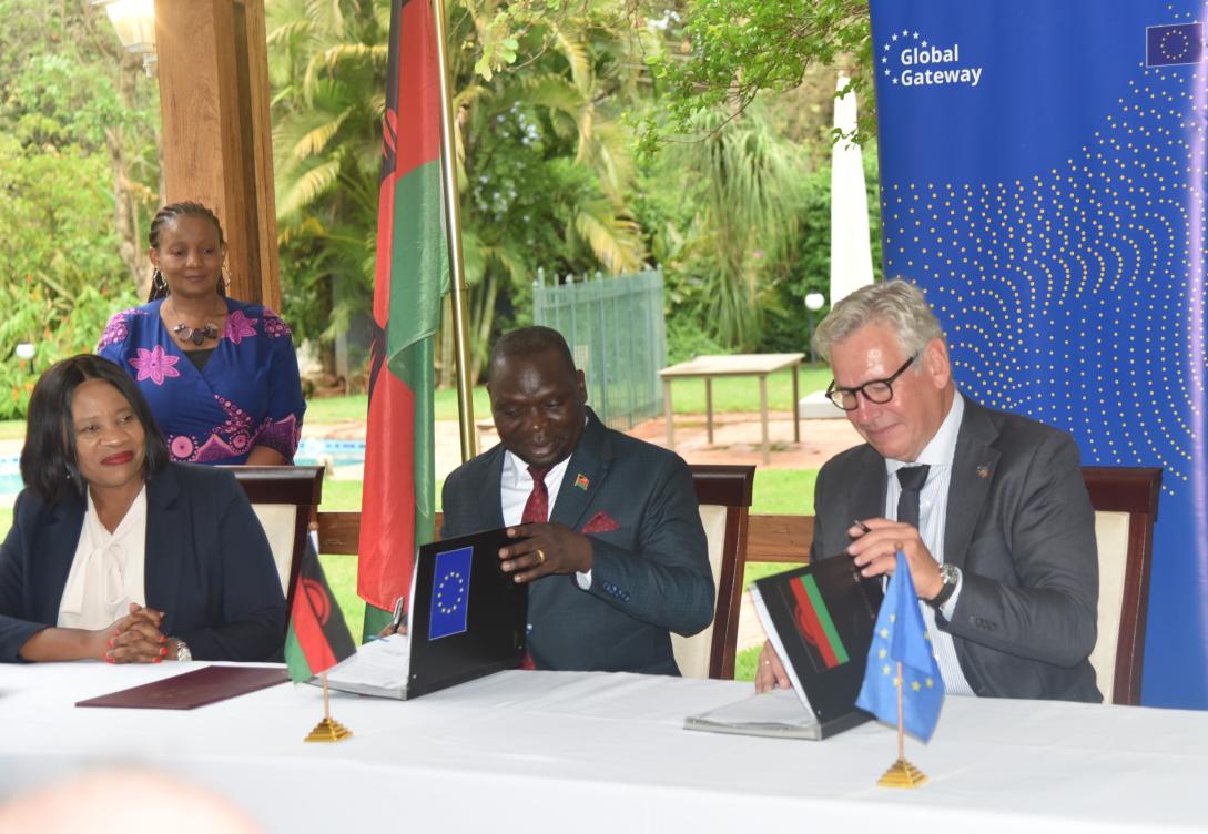 Signing Ceremony-Malawi