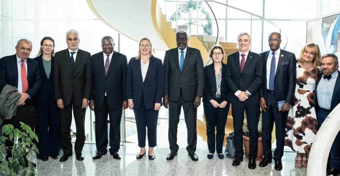 ommissioner Urpilainen and Chairperson Faki with thier team Oct 14 Addis Ababa .jpg