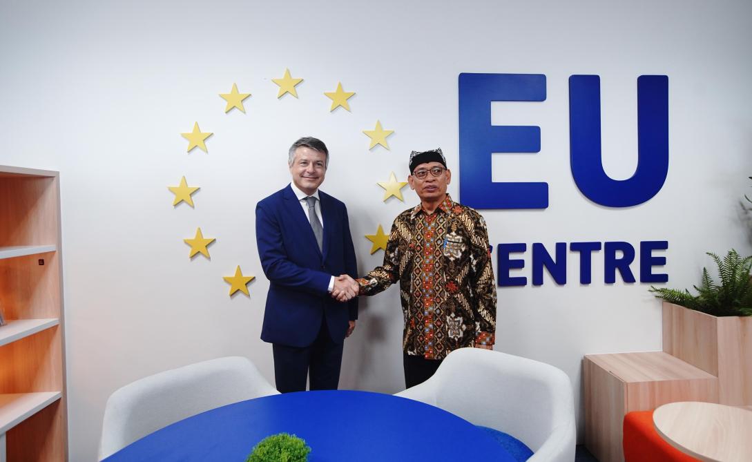 EU Centre officially opens at Universitas Airlangga