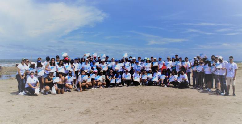 Honduras Beach Clean Up2